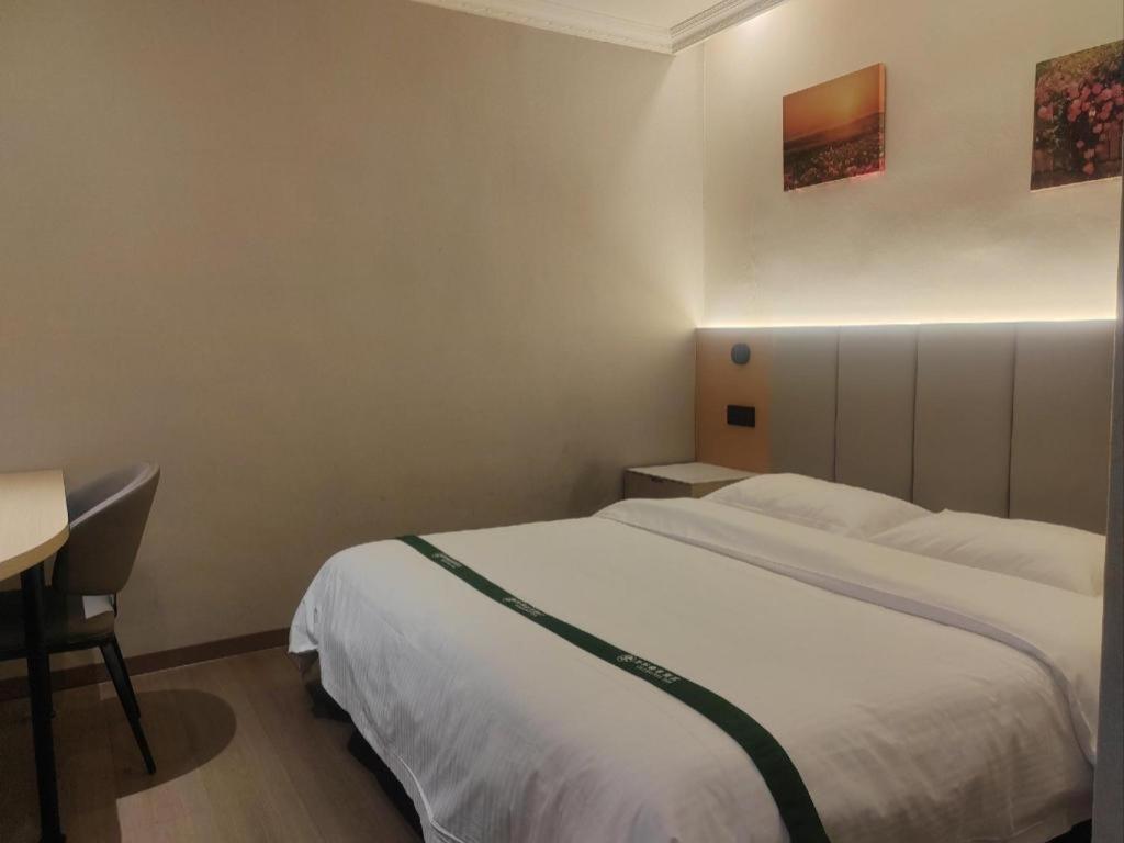 Greentree Inn Suzhou Wujiang Zhenze Town Zhennan Road Express Hotel Exterior photo