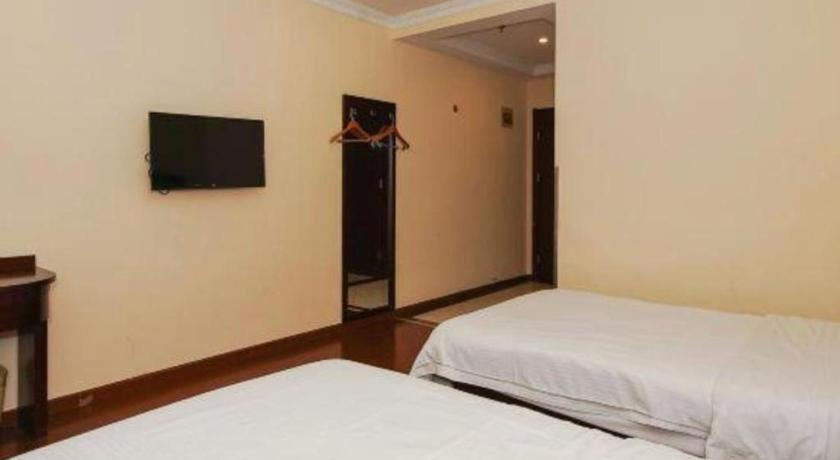 Greentree Inn Suzhou Wujiang Zhenze Town Zhennan Road Express Hotel Exterior photo